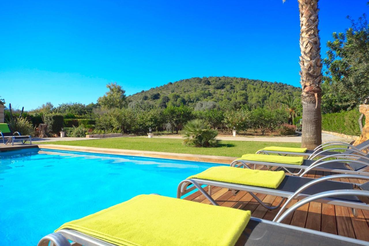 Villa Fullos By Sealand Villas Pollenca Bagian luar foto